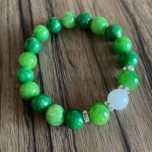 Zöld jáde karkötő