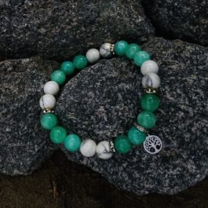 Zöld jáde-howlit életfa medállal