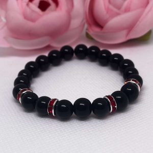 Minimalista ónix karkötő