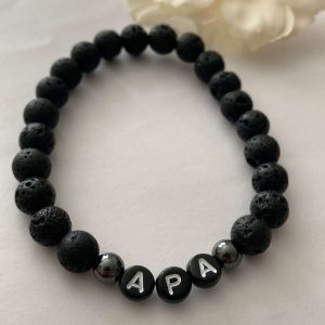 Apa feliratos lávakő ásvány karkötő