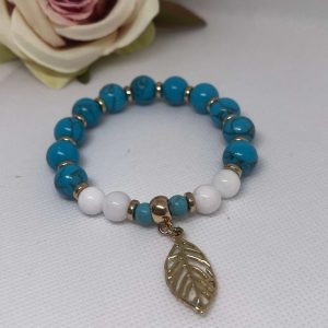 Türkiz karkötő arany színű levél medállal