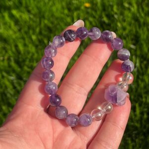 Ametiszt karkötő