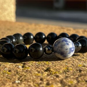 Szodalit és szivárvány obszidián karkötő