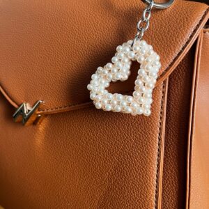 Púder rózsaszín szív kulcstartó