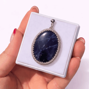 Szodalit ovális medál